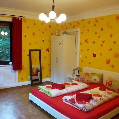 Haus Am Hang Homestay Schwaebisch Hall